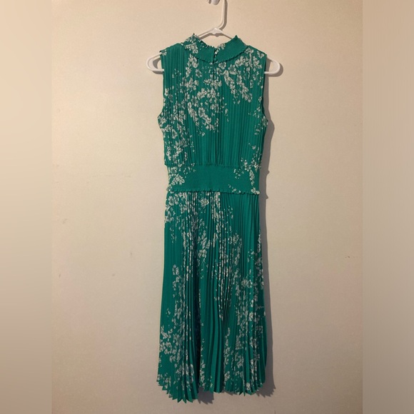 Nanette High Neck Knee Length Dress. - Picture 5 of 7